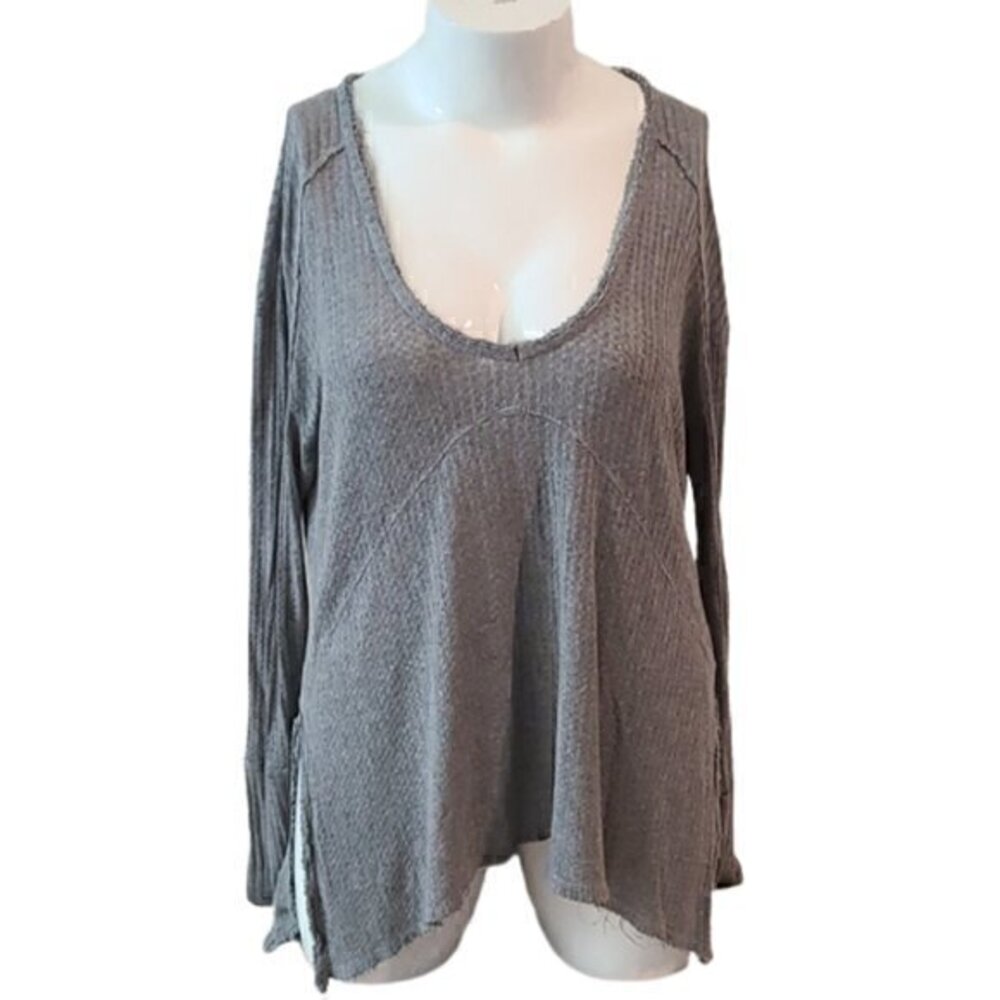 [Free People] Gray Distressed Tunic Top - Size S
